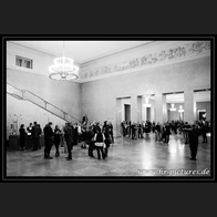 HR_D75_4568