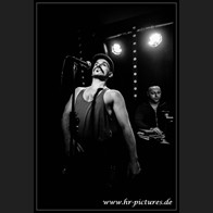 HR_D75_3757