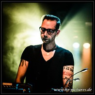 HR_D75_8213