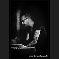 HR_D75_8277