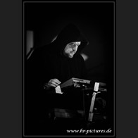 HR_D75_9442