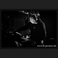 HR_D75_3776