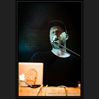HR_D75_4686