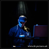 HR_D75_7104