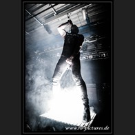 HR_D75_8535