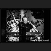 HR_D75_2525