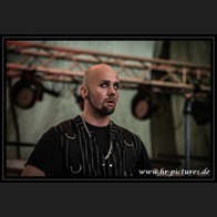 HR_D75_8535