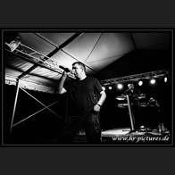 HR_D75_9300