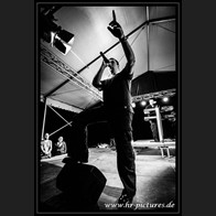 HR_D75_9386