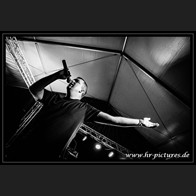 HR_D80_9876
