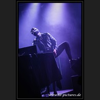 HR_D75_4522