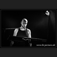 HR_D75_5306