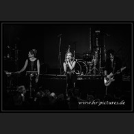 20230908_NINA_030_(Logo_HR2_2624-Verbessert-RR)