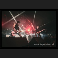 20260417_DMF_ThenComesSilence_38