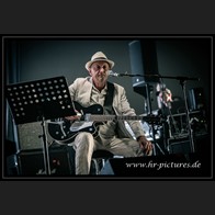 20260522_WGT_EinstuerzendeNeubauten_036