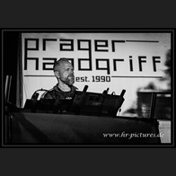 20260525_WGT_DerPragerHandgriff_001