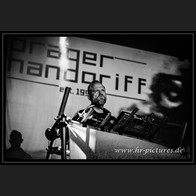 20260525_WGT_DerPragerHandgriff_007